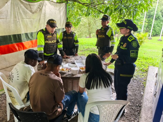 Policía-rescata-a-tres-menores-reclutados-por-disidencias-de-las-FARC-en-la-vía-Bogotá-Villavicencio