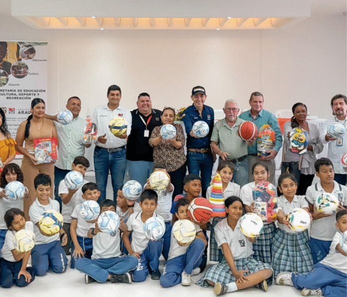 Arauca-entregó-más-de-2.700-insumos-pedagógicos-y-deportivos-a-instituciones-educativas