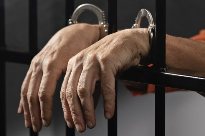 prisión para pareja