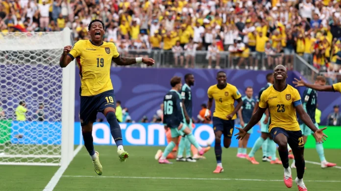 feriado nacional en Ecuador