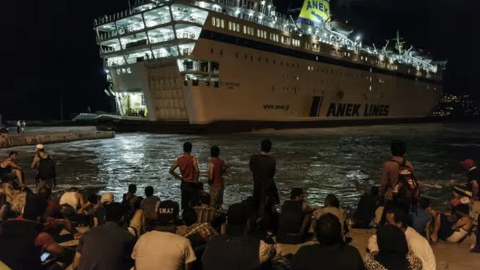 naufragios de rohinyás en Myanmar