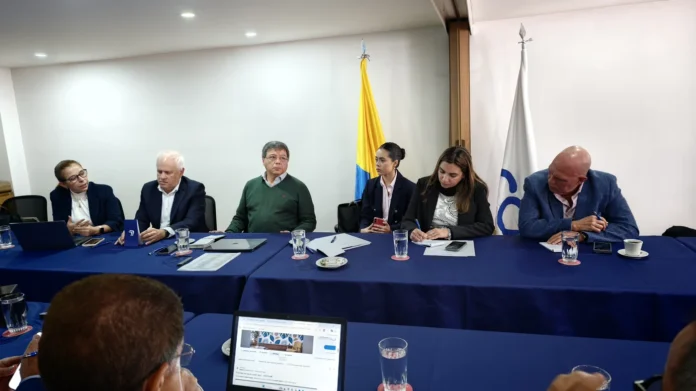 Confecoop entrega propuestas para actualizar: Confecoop propone modernizar la supervisión