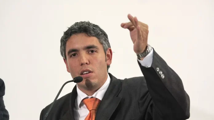 Abadía habría sido llevado