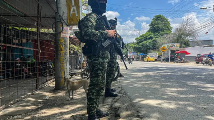 bombardeos militares